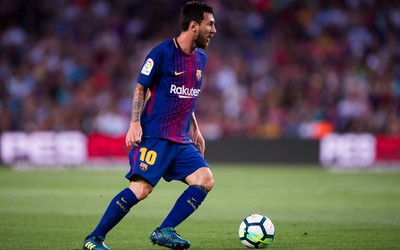 FN电竞精华-凯恩任意球绕过人墙